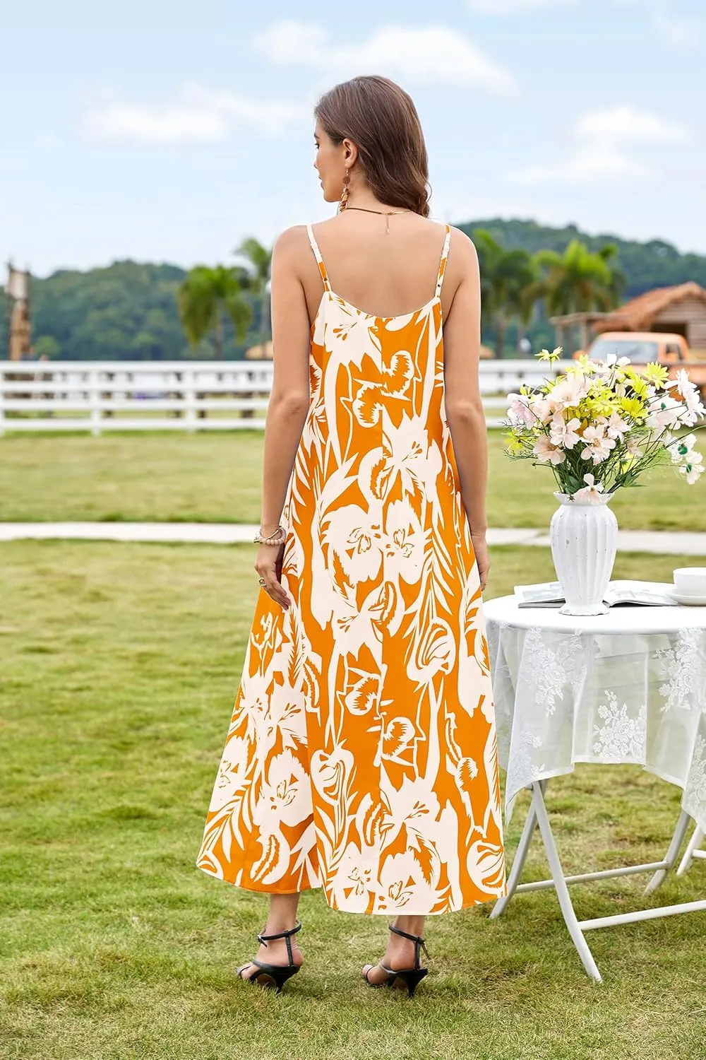 CCTOO Womens Boho Summer Dresses: Summer Casual Floral Sleeveless Spaghetti Strap V Neck Long Beach Maxi Dress with Pockets