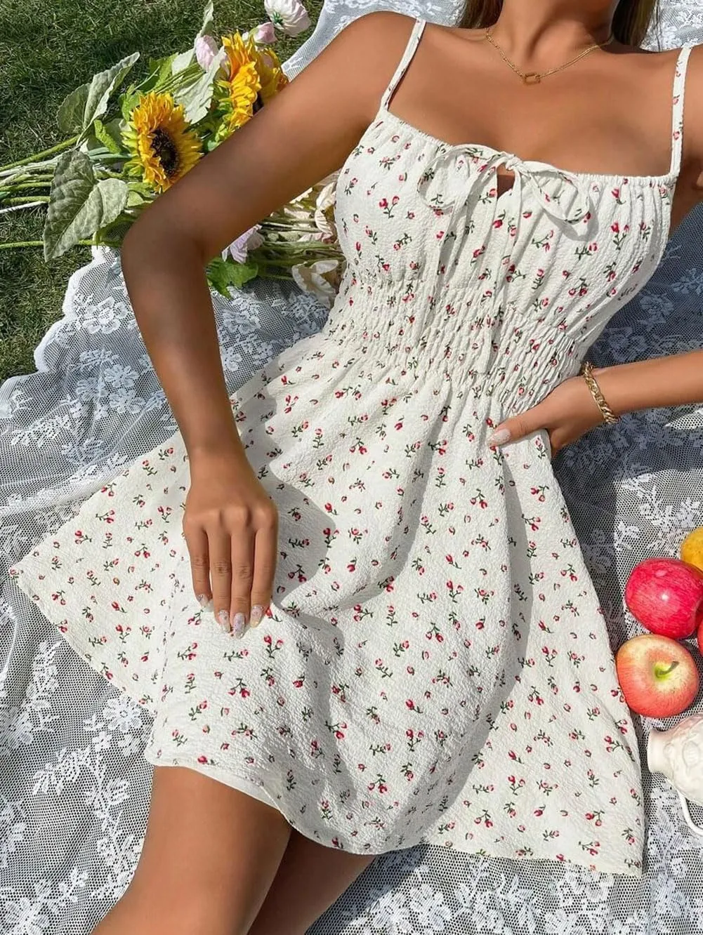 CHARTOU Women Floral Boho Spaghetti Strap Sundress Sleeveless Smocked A Line Mini Dress