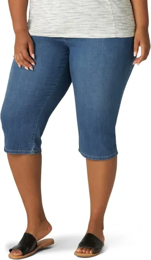 Lee Women's Plus Size Relaxed Fit Denim Capri Jean