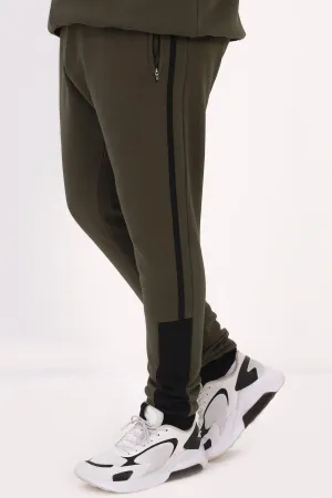 Moss Green & Black Paneled Jogger Pants (Plus Size) - W22 - MTR076P