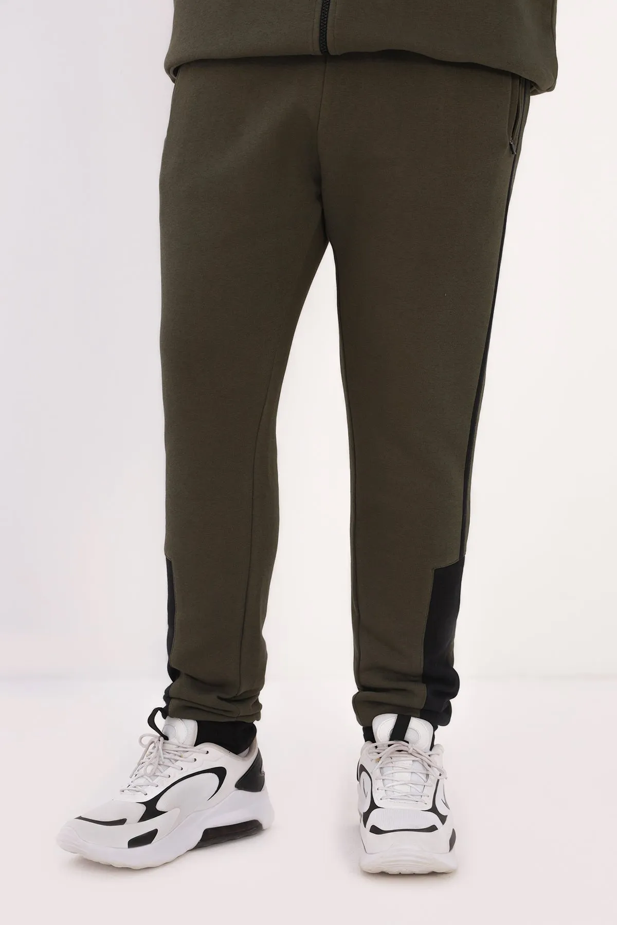 Moss Green & Black Paneled Jogger Pants (Plus Size) - W22 - MTR076P