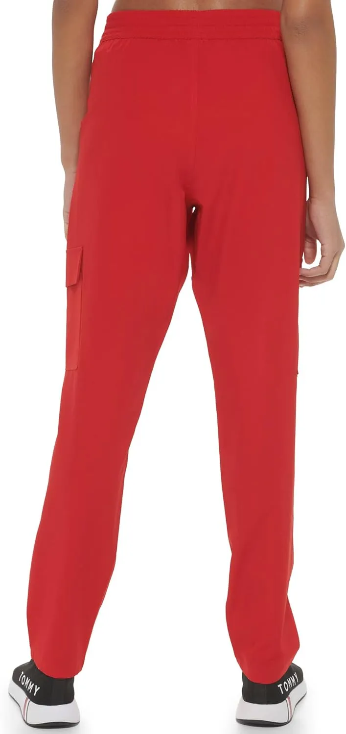Tommy Hilfiger Women's Relaxed Fit Slant Pockets Luxe Street Active Fabric Cargo Pant