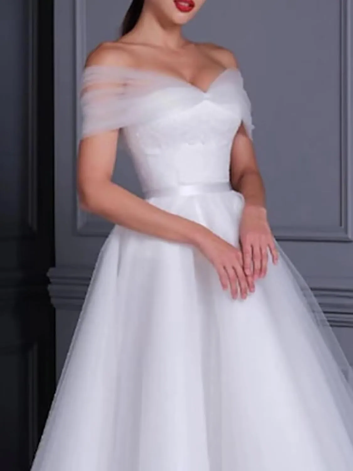 Women's Off The Shoulder Tea Lenght Wedding Dress for Bride Tulle Midi A Line Simple Bridal Dress for Women